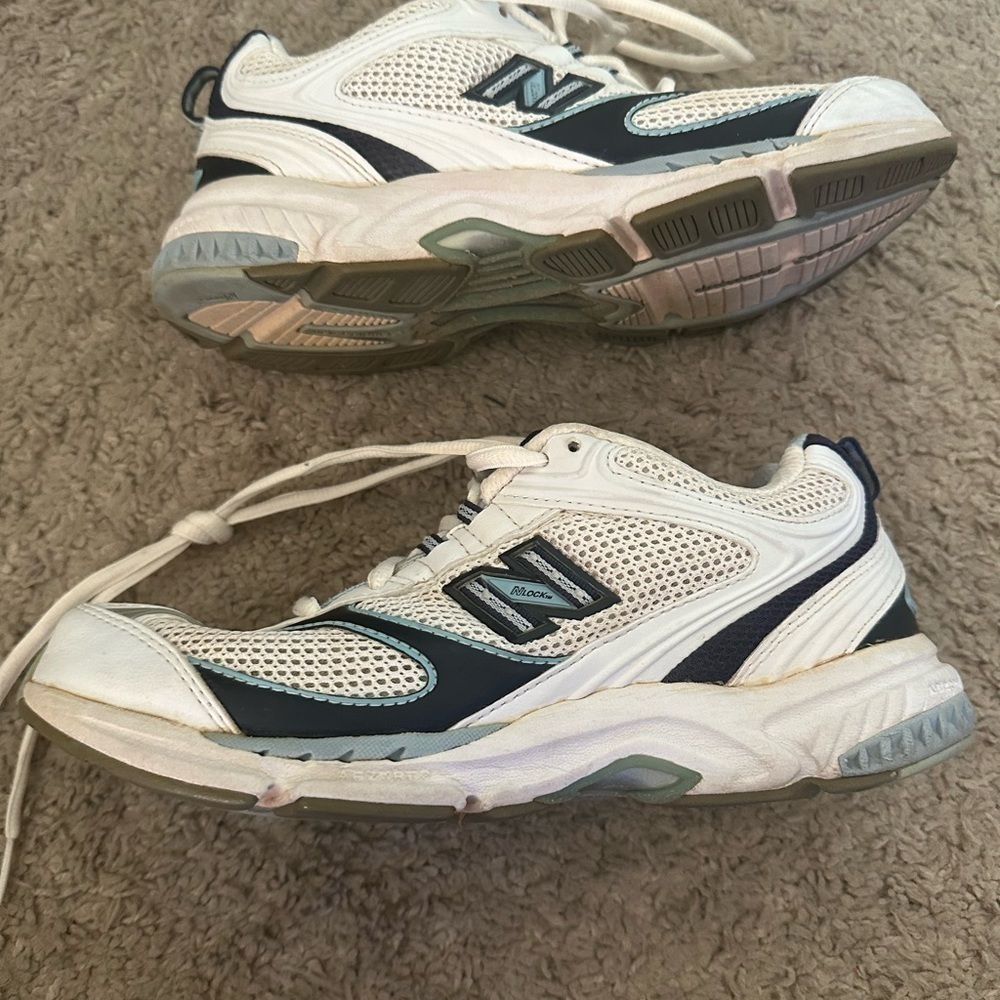 New Balance Women's WW759WB Athletic Walking Shoes 7.5 White/Blue made in USA - Picture 3 of 9